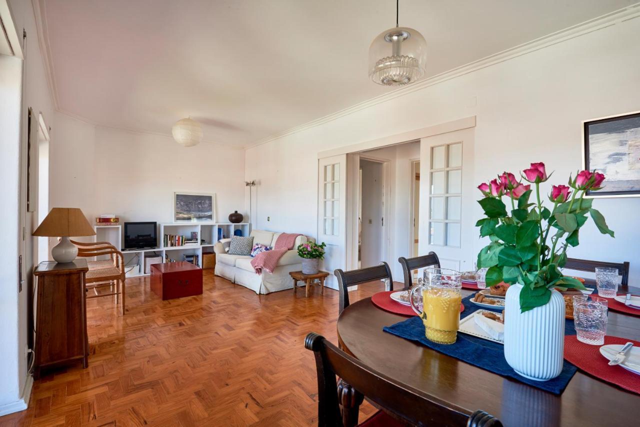 Bright Apartment With Garden In カスカイス エクステリア 写真