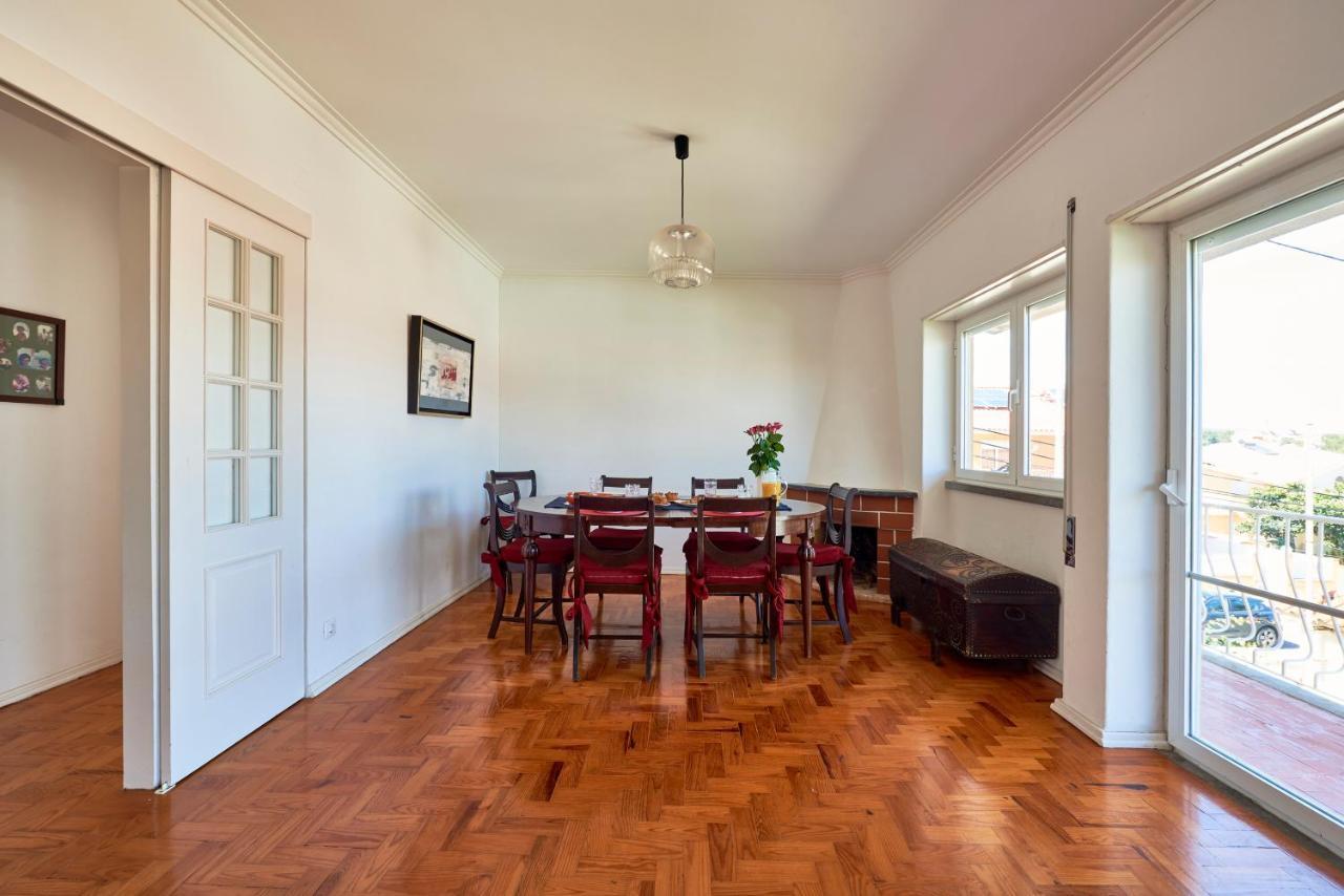 Bright Apartment With Garden In カスカイス エクステリア 写真
