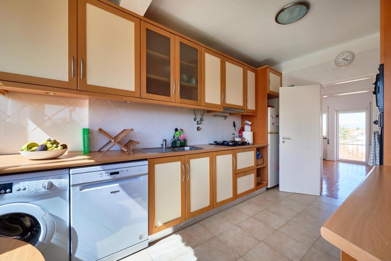 Bright Apartment With Garden In カスカイス エクステリア 写真