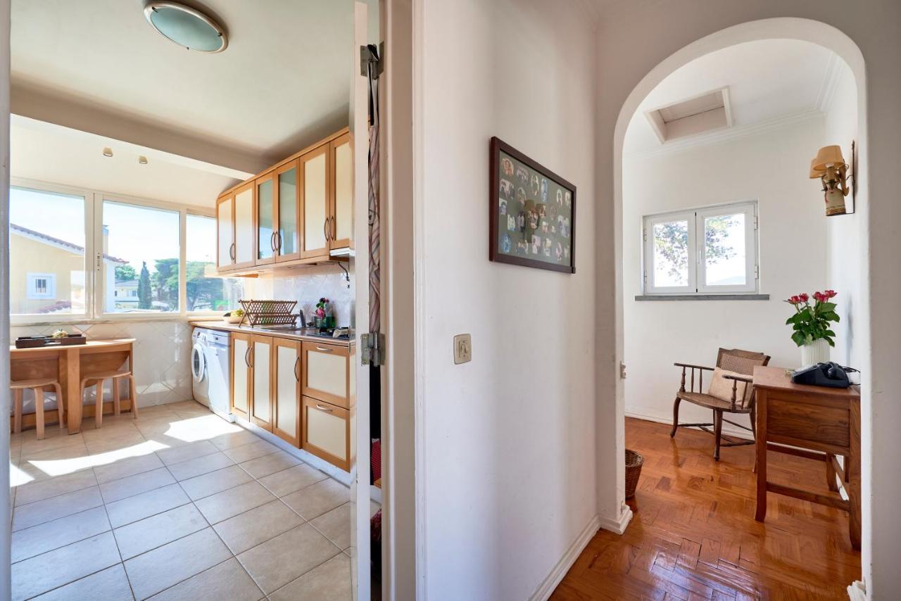 Bright Apartment With Garden In カスカイス エクステリア 写真